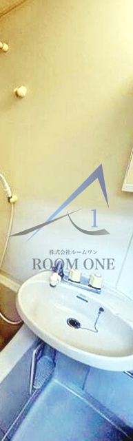 洗面設備　洗面台です。