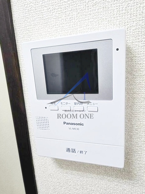 セキュリティ　モニター付きインターホンです。