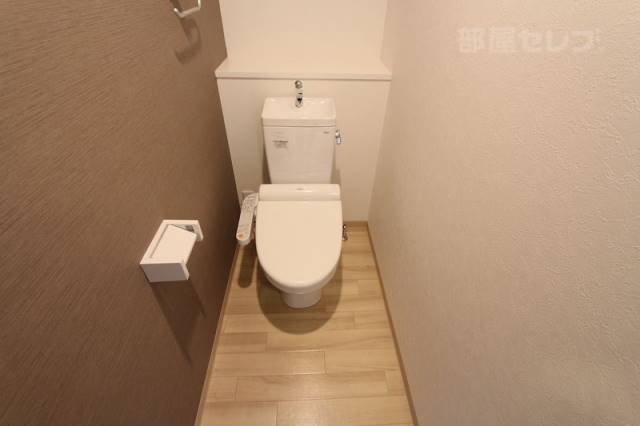 トイレ　※２０７号室内装写真参照