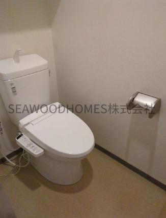 トイレ　温水洗浄便座で冬もヒンヤリしません。
