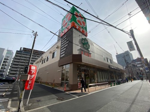 スーパー　ライフ 中崎町駅前店（スーパー）まで885m