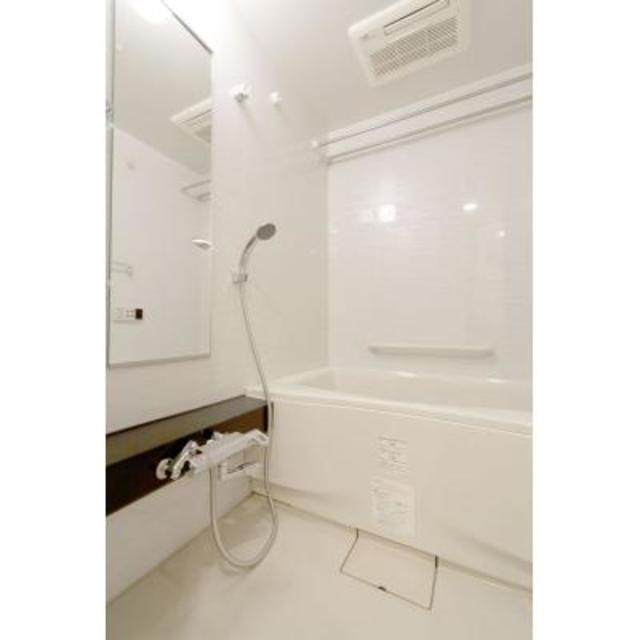 バス・シャワールーム　※写真は同タイプ住戸です。