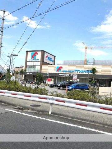 スーパー　（株）万代／西宮門戸店（スーパー）まで744m