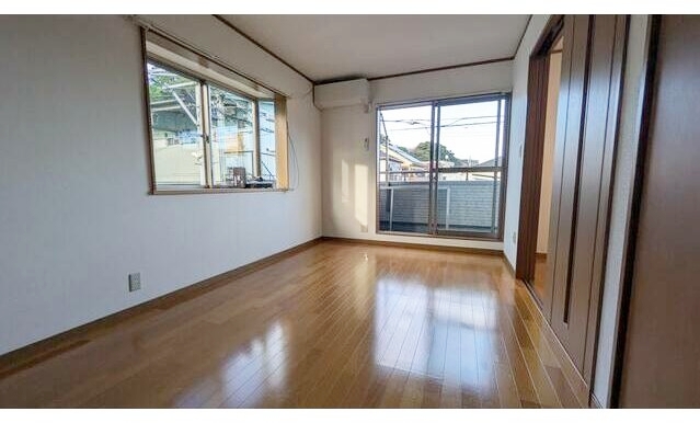 居室・リビング　開放感のあるゆったりとしたお部屋です♪