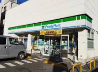 コンビニ　ファミリーマート中野弥生町一丁目店（コンビニ）まで167m