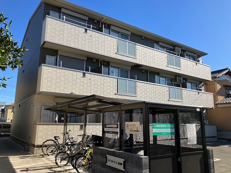 建物外観　建物外観