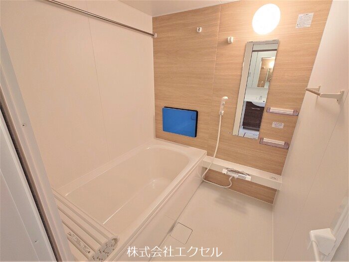 バス・シャワールーム　追い炊き機能付きです。