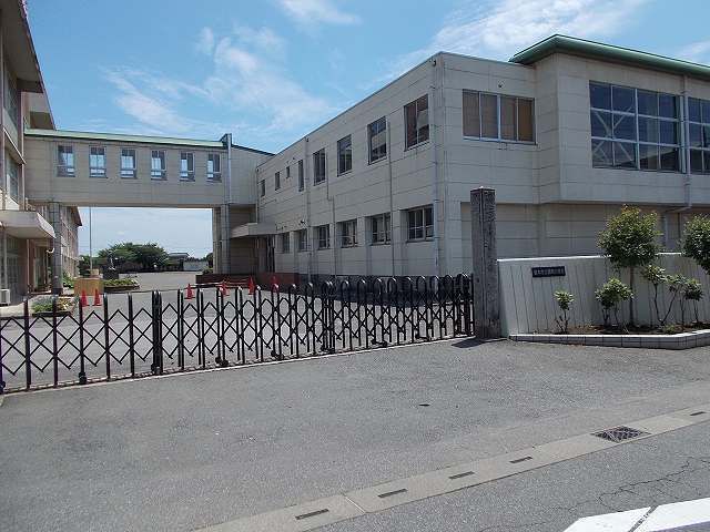 小学校　藤岡小学校（小学校）まで310m