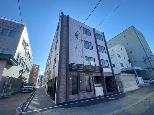 建物外観　札幌市中央区北３条東「グランメール　クレール苗穂」