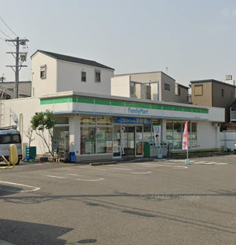 コンビニ　ファミリーマート 豊田一丁目店（コンビニ）まで298m