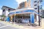 コンビニ　ローソン南烏山五丁目店（コンビニ）まで810m
