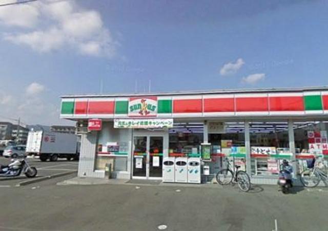 コンビニ　サンクス真上2丁目店（コンビニ）まで121m