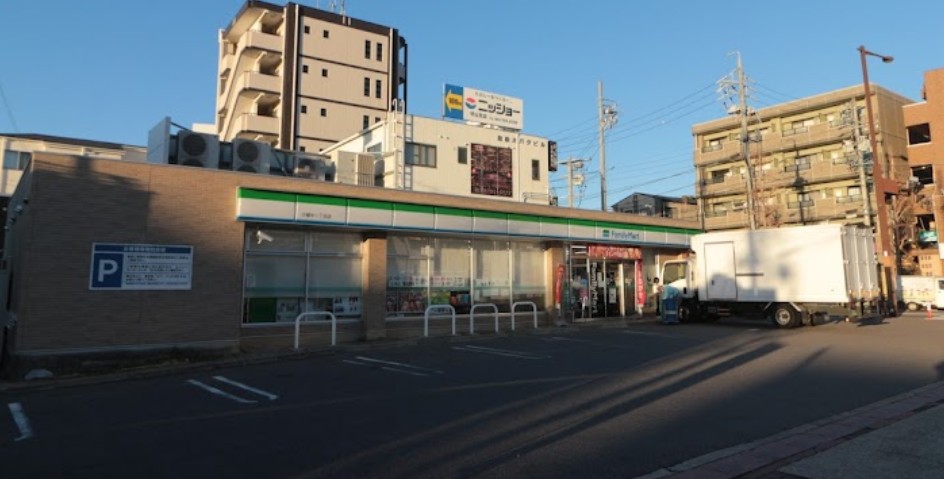 コンビニ　ファミリーマート 小幡中一丁目店（コンビニ）まで315m