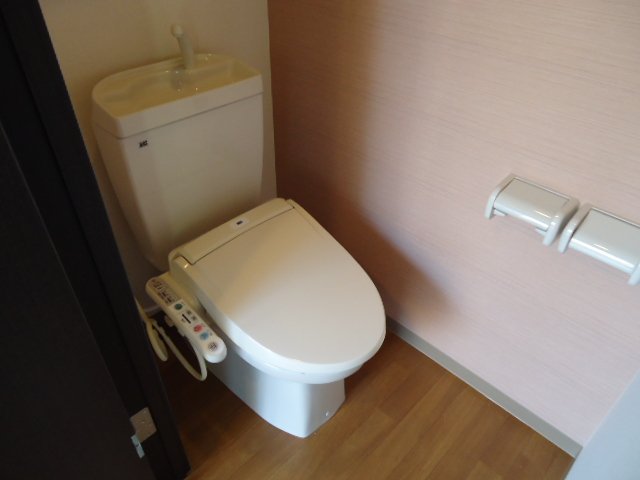 トイレ　シャワー付トイレ