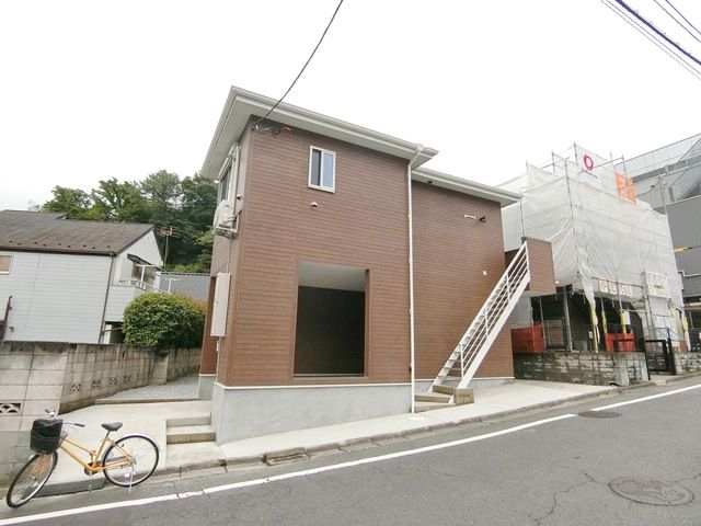 エントランス　★お部屋探しは株式会社タウンハウジング東京まで★
