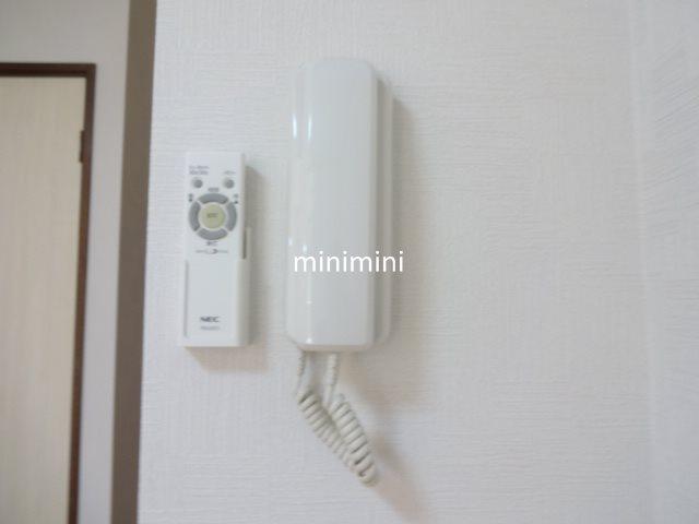 セキュリティ　安心のインターホン付きになります。
