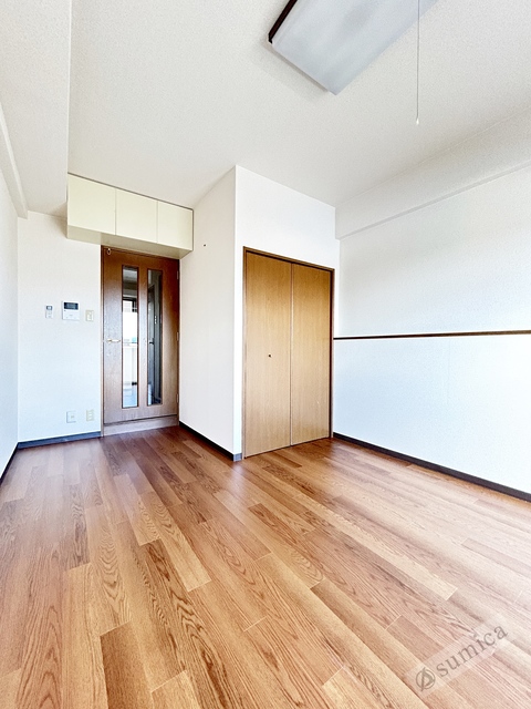 居室・リビング　一人の時間は、ゆったり過ごせるお部屋で。