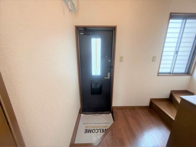 ラ メイジュの玄関写真