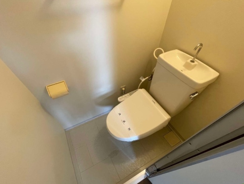 トイレ　他部屋参考のお写真です♪