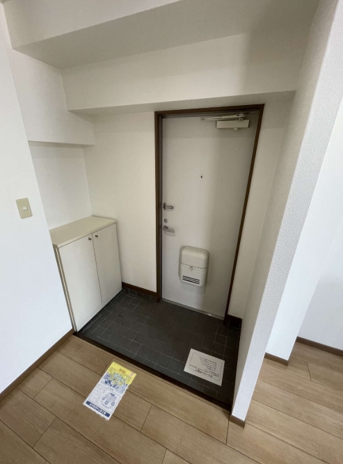 玄関　他部屋参考のお写真です♪