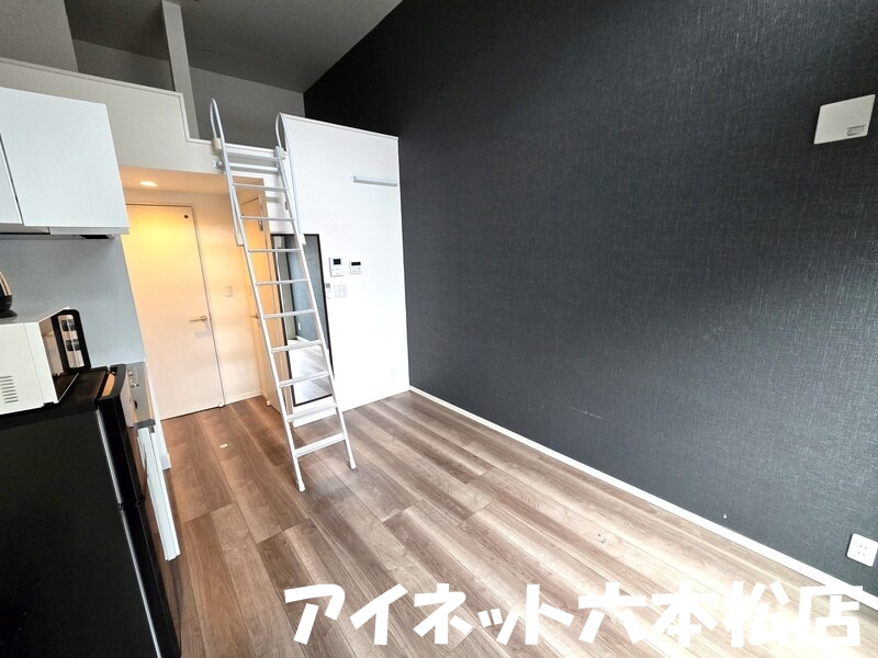 地下鉄七隈線 薬院駅 徒歩9分 2階建 築9年の居間写真