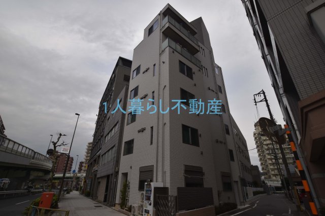 建物外観　ネット無料。ネット無料なら月々実質4000円程度のコストがか