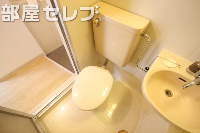 トイレ　きれいしています。他号室の写真です。