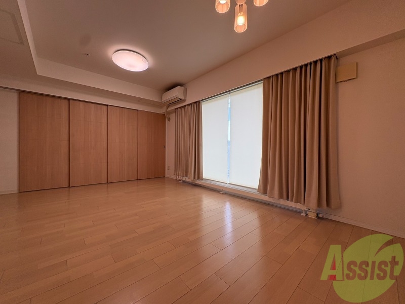 居室・リビング　広くてキレイなお部屋が広がっていて、充実した生活が送れそう。