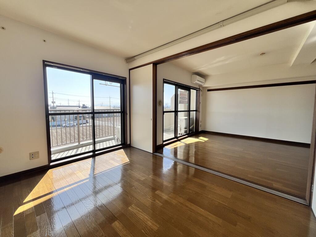 その他設備　※工事中の為別部屋の写真です。