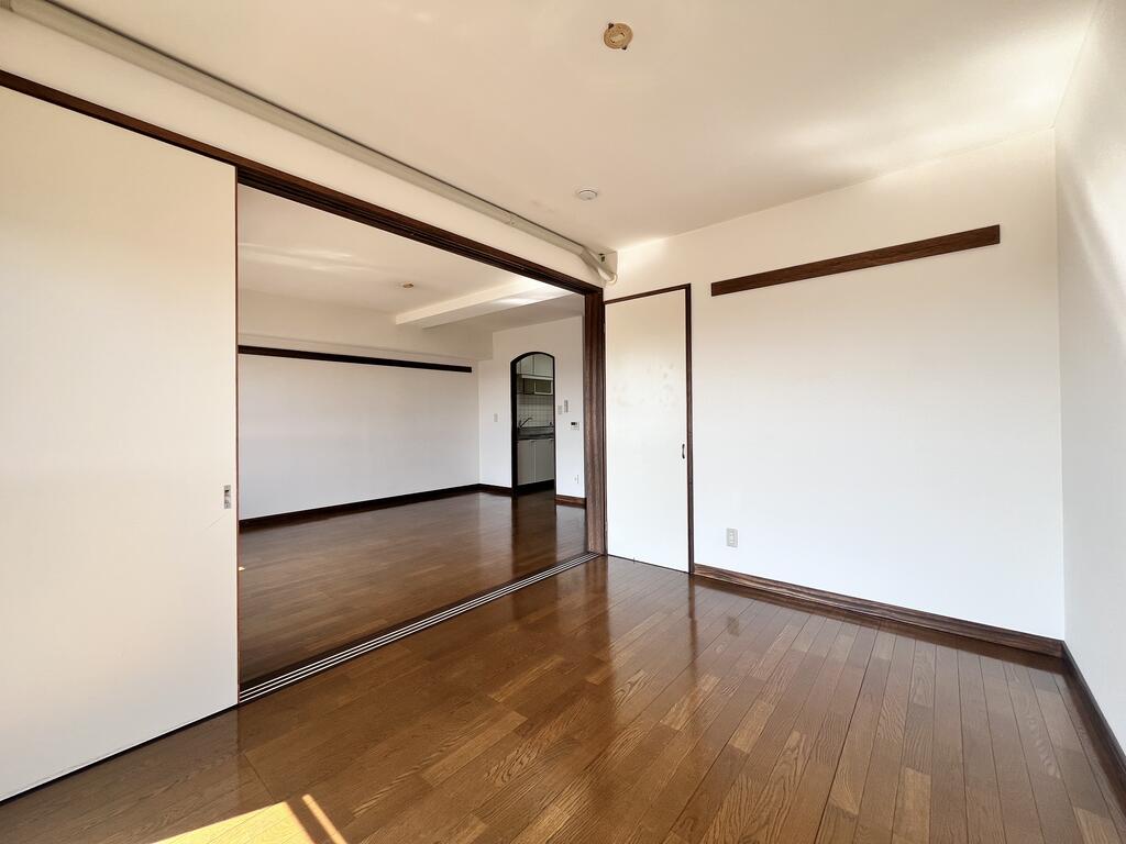 居室・リビング　※工事中の為別部屋の写真です。