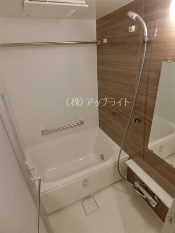 バス・シャワールーム　追炊き＆浴室乾燥機付き