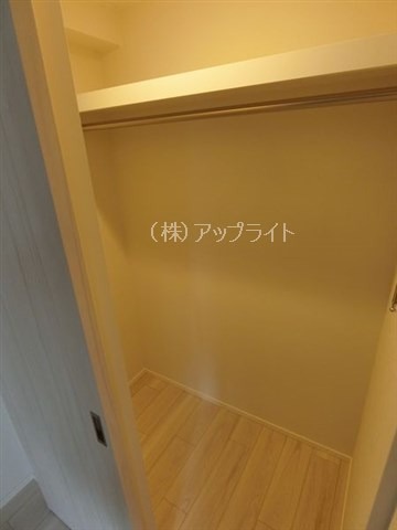 収納　ウォークインクローゼット