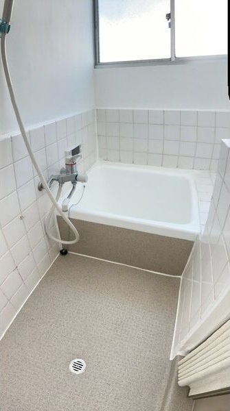 山科区小山中ノ川町 戸建の風呂写真