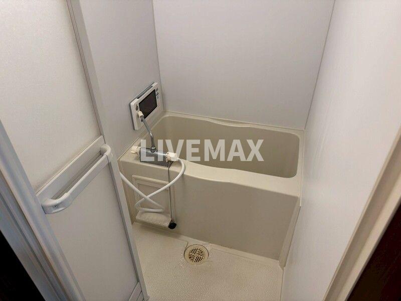 バス・シャワールーム　※別部屋のお写真になります