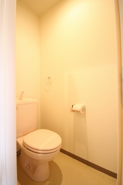Forest大和 I棟のトイレ写真