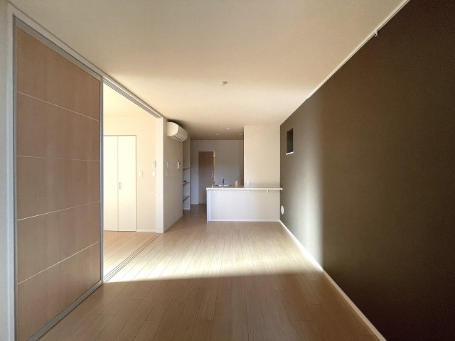 居室・リビング　写真は同マンションの他のお部屋のものです