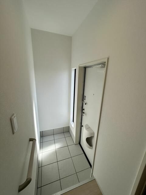 瀧本様新築一戸建の玄関写真