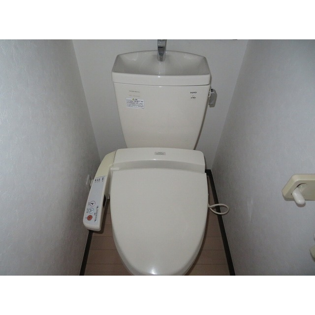 スリーワンのトイレ写真