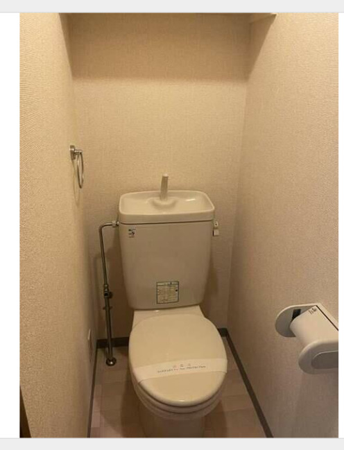 トイレ　落ち着いたトイレです
