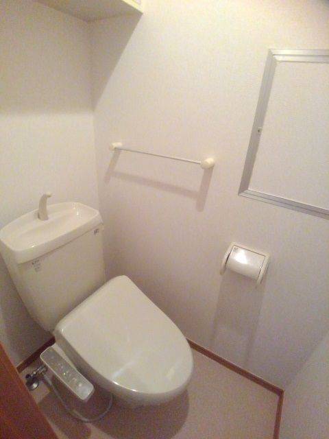 レユスィートY IIのトイレ写真