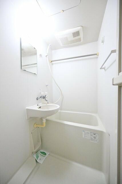 西武新宿線 下落合駅 徒歩9分 2階建 築20年の風呂写真