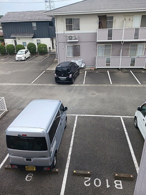 駐車場　駐車場