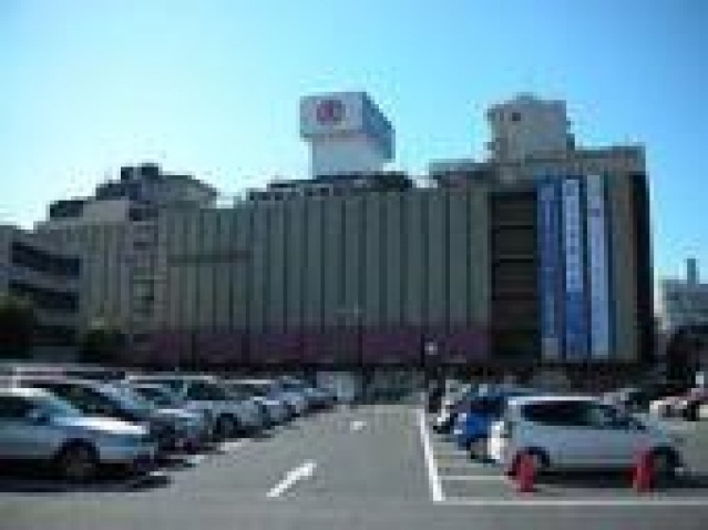 ショッピングセンター　アトレマルヒロ川越店（ショッピングセンター）まで407m
