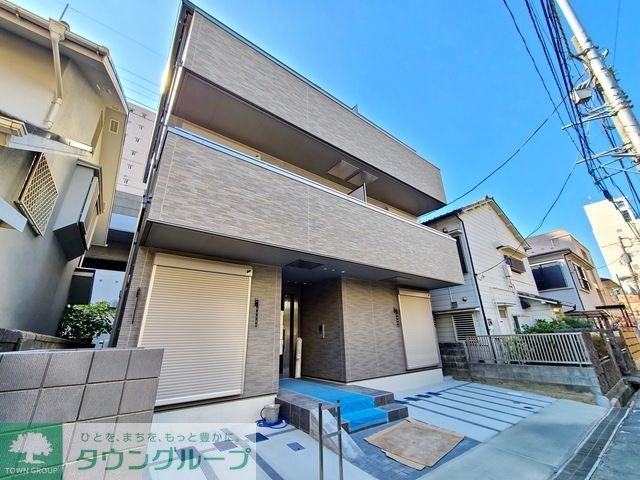 建物外観　駅徒歩1分　オートロック搭載