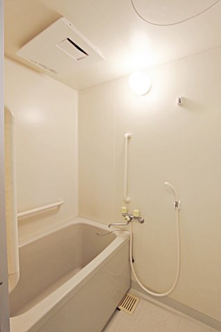 コンフォール赤坂の風呂写真