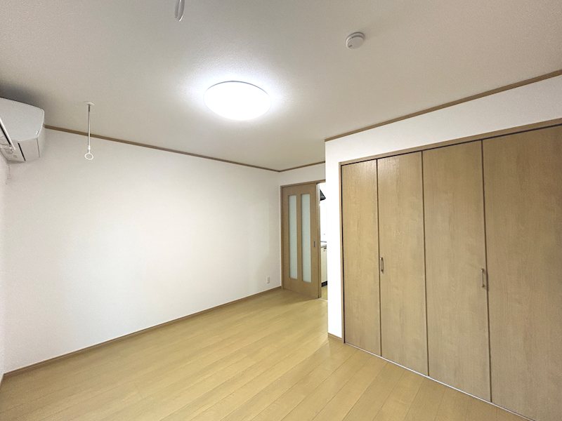 東武野田線 運河駅 徒歩13分 2階建 築3年の居間写真