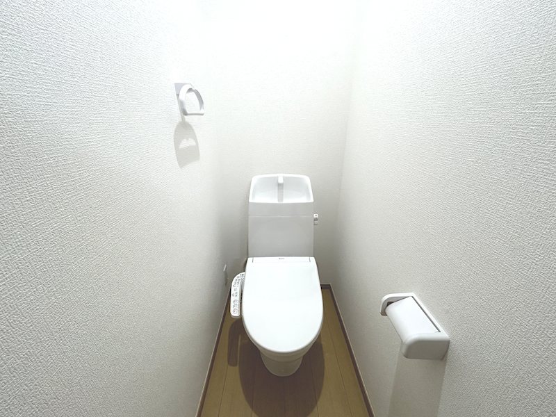 東武野田線 運河駅 徒歩13分 2階建 築3年のトイレ写真