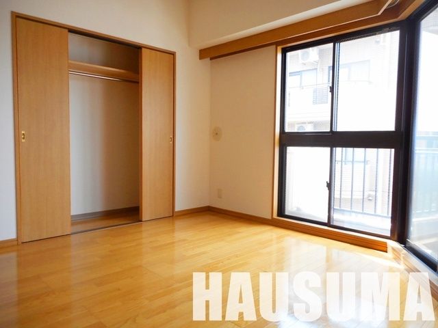 居室・リビング　※他号室参考写真です。