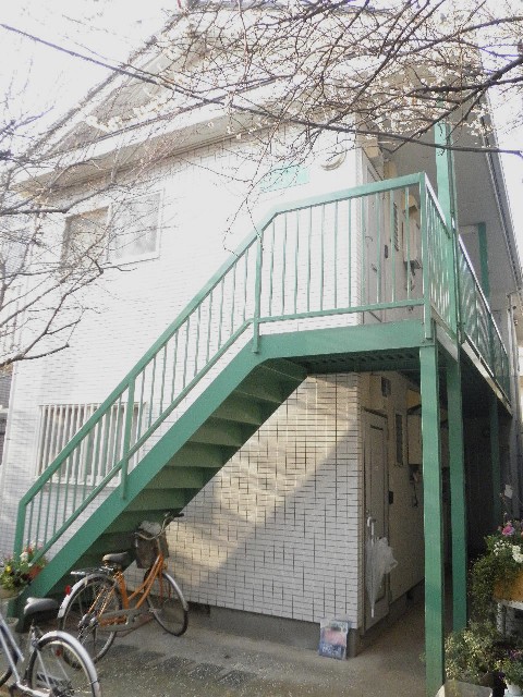 東京都世田谷区赤堤４（アパート）の賃貸物件の外観