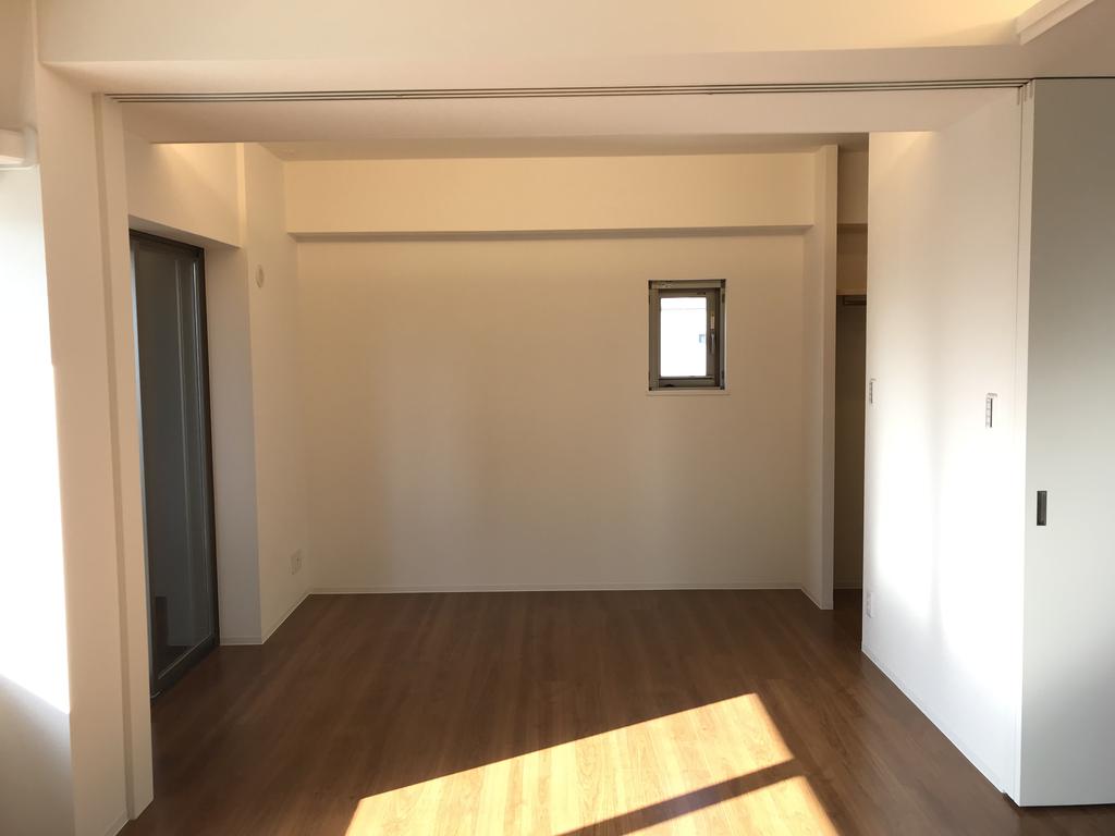 その他部屋・スペース　5帖の洋室。洗練された空間を実現☆+°